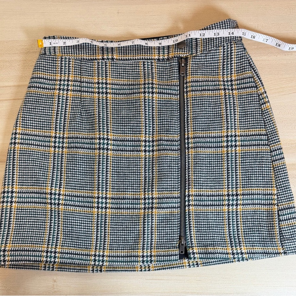Abercrombie & Fitch Yellow and Black Plaid Mini Skirt